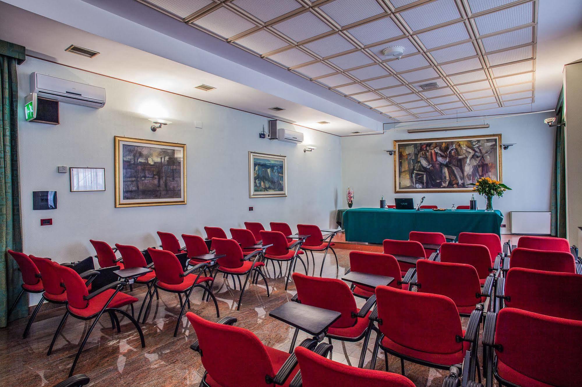 Hotel Leonardo Da Vinci Sassari Exteriér fotografie